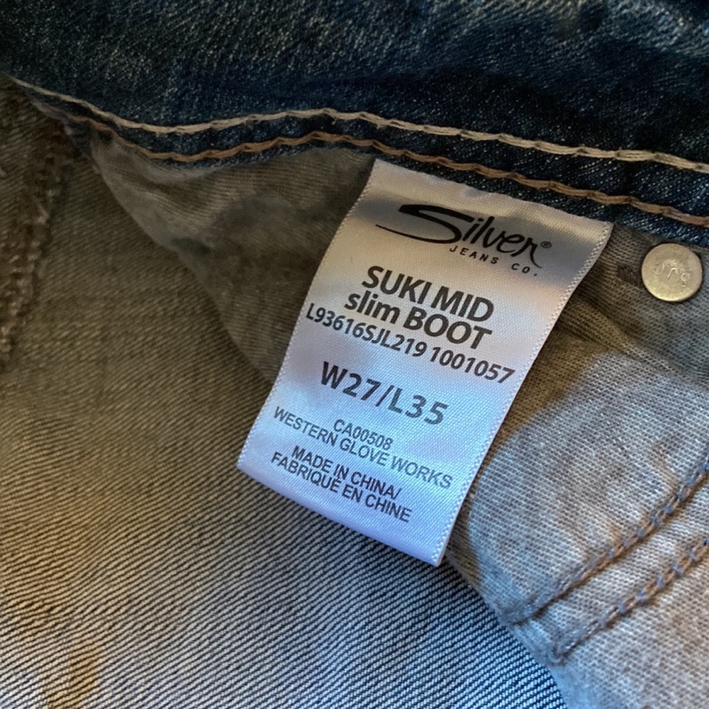 Jeans - Picture 2 of 3